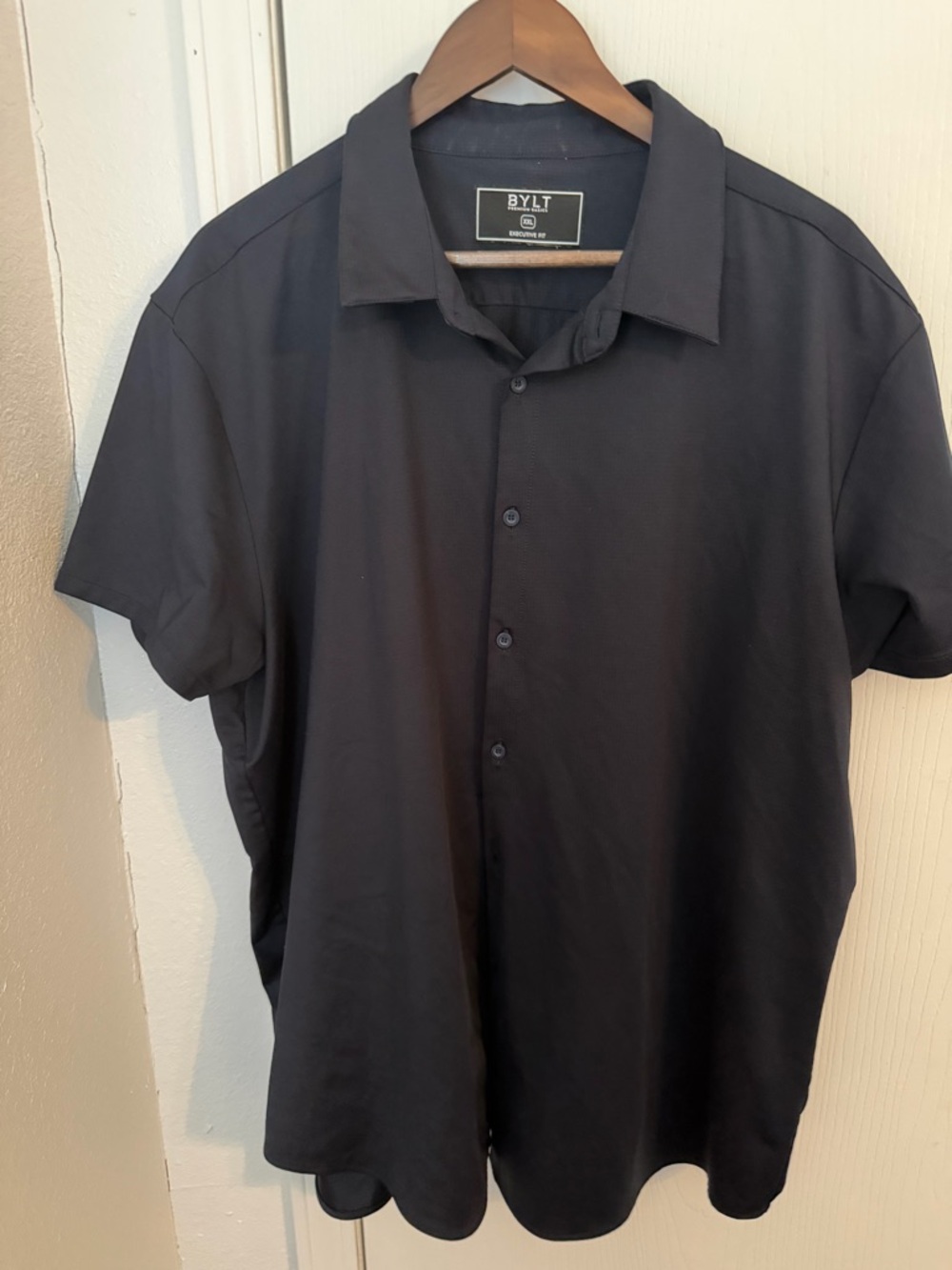 BYLT Basics Men's Short Sleeve Button-Down Shirt in Black